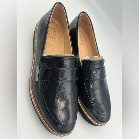 NATURALIZER Adline Navy/Black Patent Leather Loafer Women’s Size 8M NEW WITH BOX - Picture 7 of 15